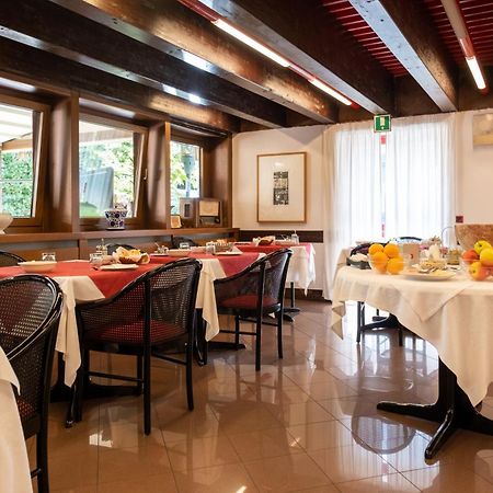 Hotel San Giorgio ウーディネ エクステリア 写真